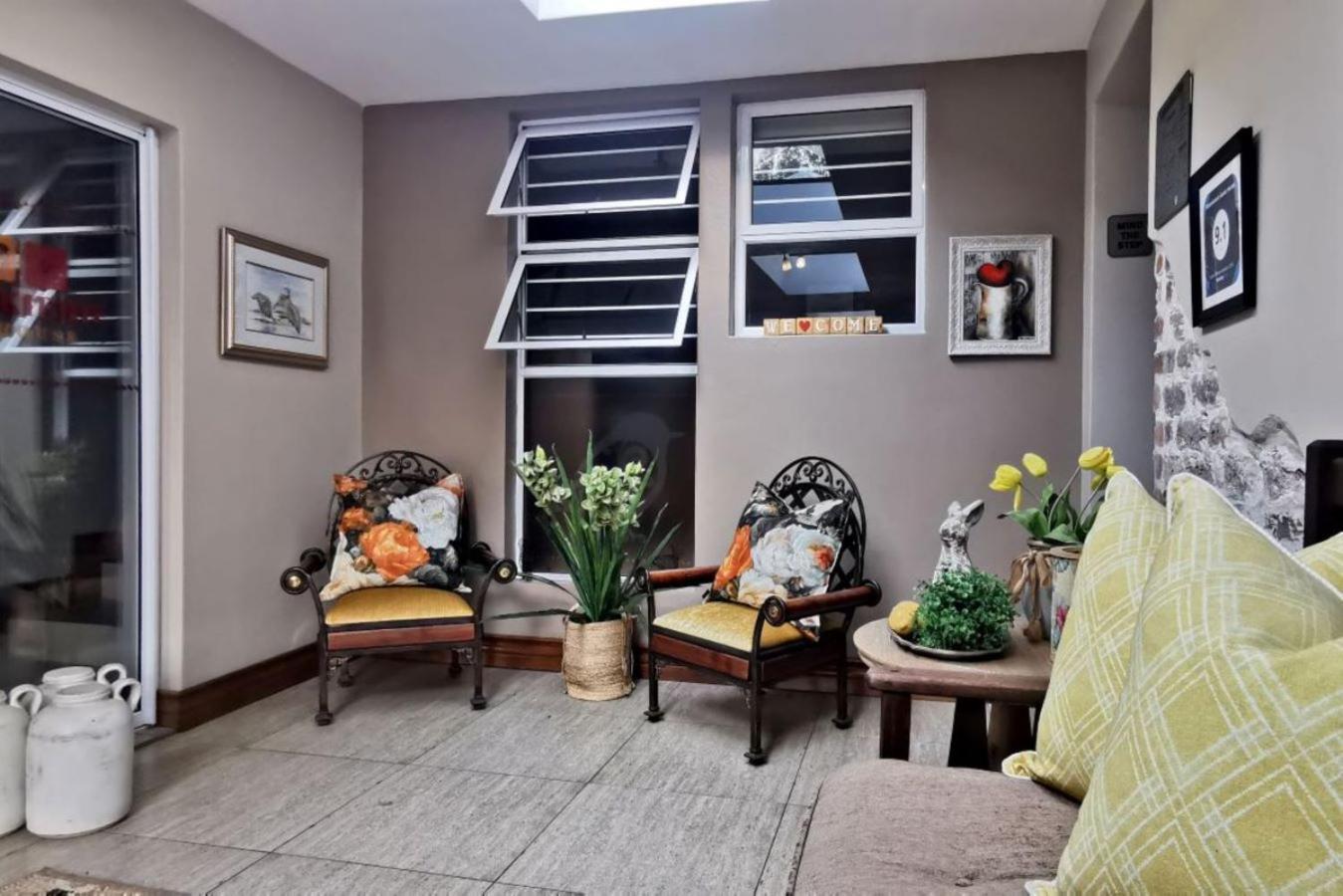 Bokmakierie Gastehuis Emalahleni Pty Ltd Buitenkant foto