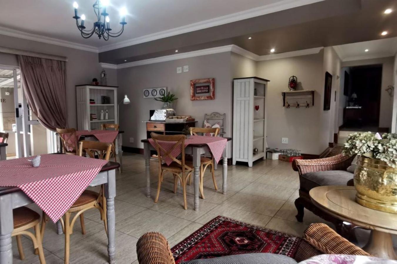 Bokmakierie Gastehuis Emalahleni Pty Ltd Buitenkant foto